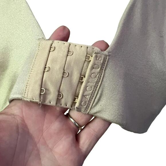 Lane Bryant Cacique Beige Satin Lightly Lined Full Coverage Bra Size 38DDD - Picture 3 of 7